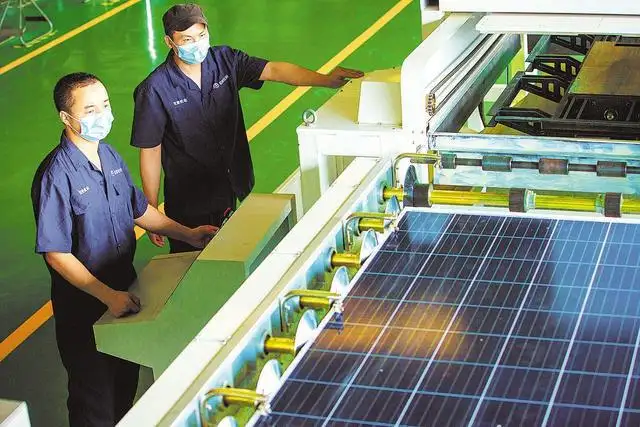 太陽能電池板廢氣應(yīng)該怎么處理呢？